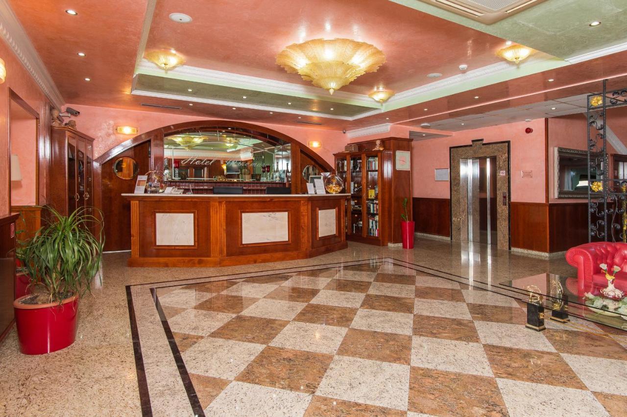 Hotel Miramare Vodice Exterior photo